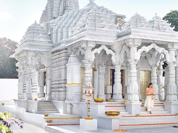 lodha-world-towers-jain_temple